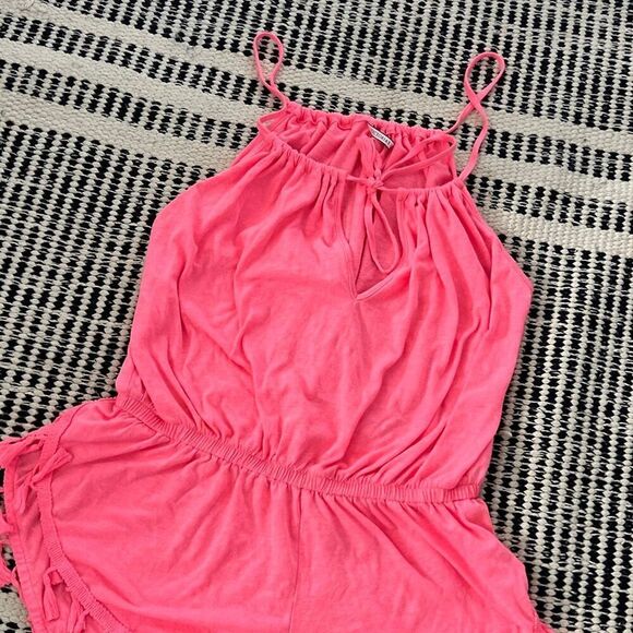 Victoria’s Secret XS hot Pink romper Tassel hem - Picture 3 of 6